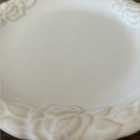 Christian Dior French Country Rose Oyster White salad plate. - Picture 3 of 8
